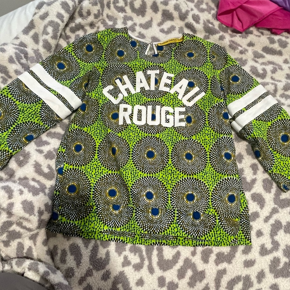 Maison chateau rouge green top